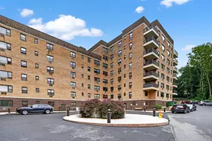 505 Central Ave, White Plains, NY 10606 - Photo 2