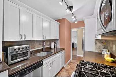 505 Central Avenue #408, White Plains, NY 10606 - Photo 16