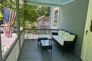 20 Continental Rd, Cornwall, NY 12518 - Photo 2