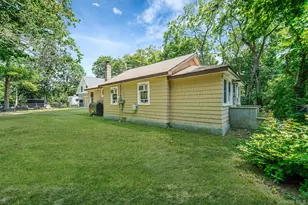 27 Dana Ave, Mastic, NY 11950 - Photo 4