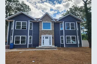 32 Jefferson Avenue, Wyandanch, NY 11798 - Photo 4