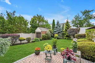 33-50 210th St, Bayside, NY 11361 - Photo 14