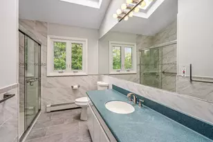 542 Montauk Hwy, Southampton, NY 11968 - Photo 14