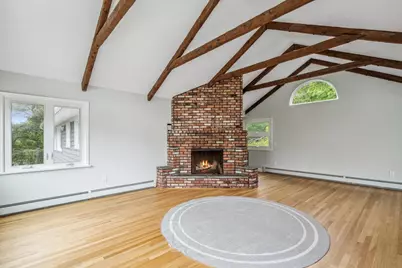 542 Montauk Highway, Southampton, NY 11968 - Photo 8