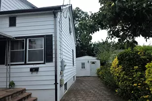 17 June Ave, Bayville, NY 11709 - Photo 4