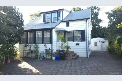 17 June Avenue, Bayville, NY 11709 - Photo 2