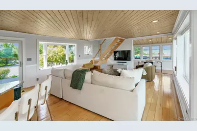 12910 Main Road, East Marion, NY 11939 - Photo 12