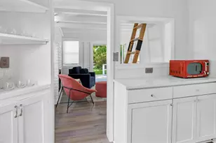 12910 Main Rd, East Marion, NY 11939 - Photo 32