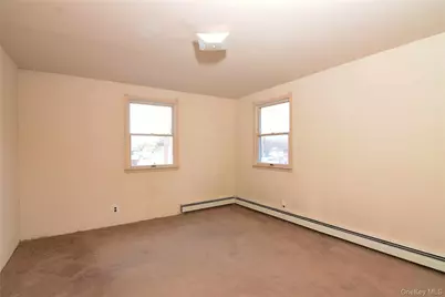 651 Windmill Avenue, North Babylon, NY 11703 - Photo 14