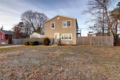 651 Windmill Avenue, North Babylon, NY 11703 - Photo 2