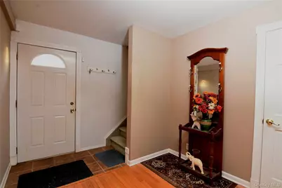 651 Windmill Avenue, North Babylon, NY 11703 - Photo 4