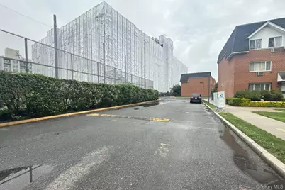 1316 33rd Avenue, Astoria, NY 11106 - Photo 4