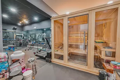 86 S Cabot Lane, Westbury, NY 11590 - Photo 10