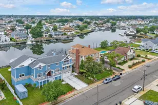 744 S Long Beach Ave, Freeport, NY 11520 - Photo 32