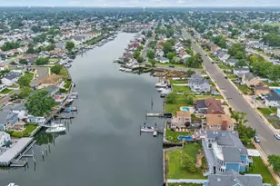 744 S Long Beach Ave, Freeport, NY 11520 - Photo 40