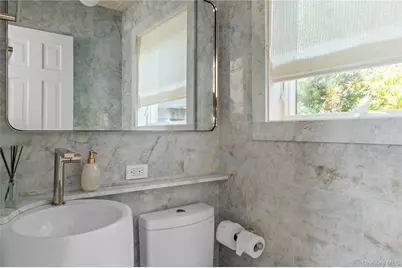 1005 Surf View, Ocean Beach, NY 11770 - Photo 28