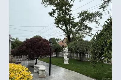 146-28 Bayside Avenue, Flushing, NY 11354 - Photo 12