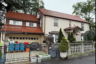 146-28 Bayside Ave, Flushing, NY 11354 - Photo 10