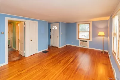 9 Oakland Avenue, Walden, NY 12586 - Photo 6