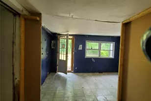 87 W Pine Rd, Staatsburg, NY 12580 - Photo 6