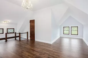 131 Ostrander Ave, Riverhead, NY 11901 - Photo 34