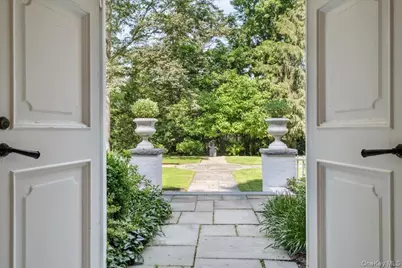 18 Richbell Road, Scarsdale, NY 10583 - Photo 8