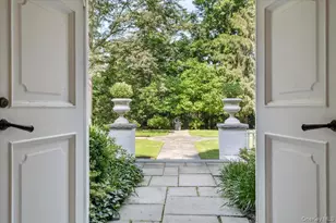 18 Richbell Rd, Scarsdale, NY 10583 - Photo 8