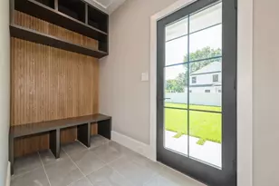 352 Cold Spring Rd, Syosset, NY 11791 - Photo 22