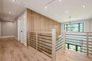 352 Cold Spring Rd, Syosset, NY 11791 - Photo 24