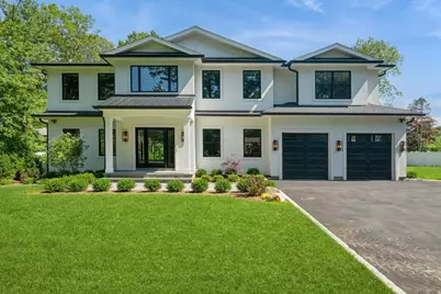 352 Cold Spring Road, Syosset, NY 11791 - Photo 2