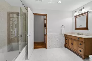 353 Split Rock Rd, Syosset, NY 11791 - Photo 34