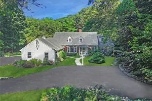 353 Split Rock Rd, Syosset, NY 11791 - Photo 2