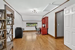 353 Split Rock Rd, Syosset, NY 11791 - Photo 32