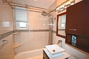 251-26 58th Ave, Little Neck, NY 11362 - Photo 38