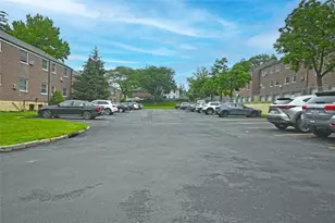 251-26 58th Ave, Little Neck, NY 11362 - Photo 42