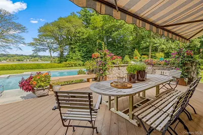 8 Mill Pond Lane, Lattingtown, NY 11560 - Photo 10