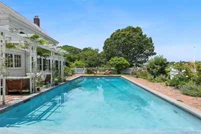 1160 Goose Creek Lane, Southold, NY 11971 - Photo 4