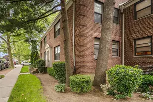 190-05 39th Ave, Flushing, NY 11358 - Photo 16