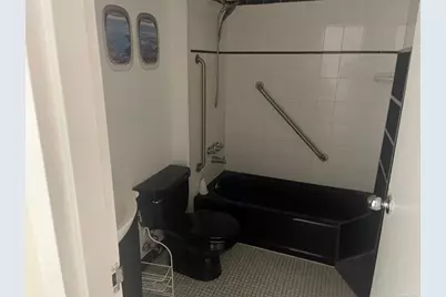 530 Hudson Avenue #B4, Cedarhurst, NY 11516 - Photo 6