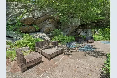 212 Elmwood Road, South Salem, NY 10590 - Photo 30