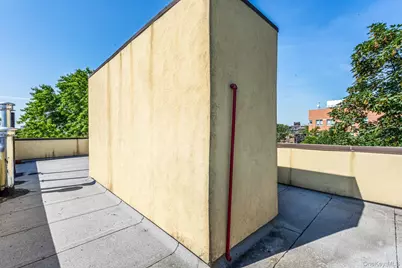 100-15 34th Avenue, Corona, NY 11368 - Photo 34