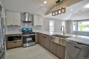 117-18 145th St, Jamaica, NY 11436 - Photo 32