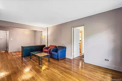 139-15 83 Avenue #520, Briarwood, NY 11435 - Photo 6