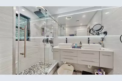 17 Arthur Place, Yonkers, NY 10701 - Photo 22