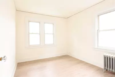 24 Parsons Drive, Hempstead, NY 11550 - Photo 12