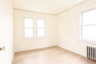 24 Parsons Dr, Hempstead, NY 11550 - Photo 12