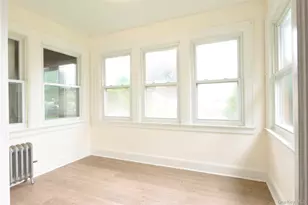 24 Parsons Dr, Hempstead, NY 11550 - Photo 10