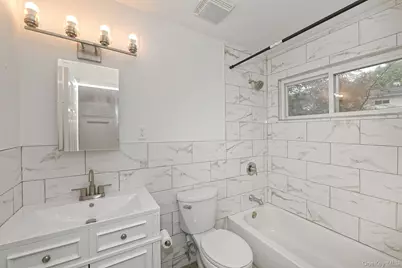 6 Ralph Young Avenue, Glen Cove, NY 11542 - Photo 16