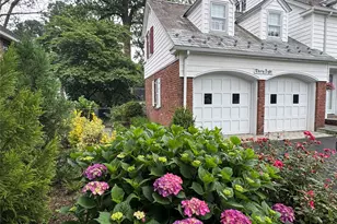 38 Mason Dr, Manhasset, NY 11030 - Photo 30