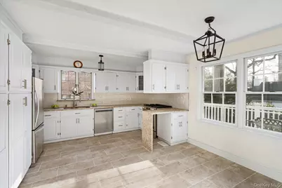 38 Mason Drive, Manhasset, NY 11030 - Photo 14